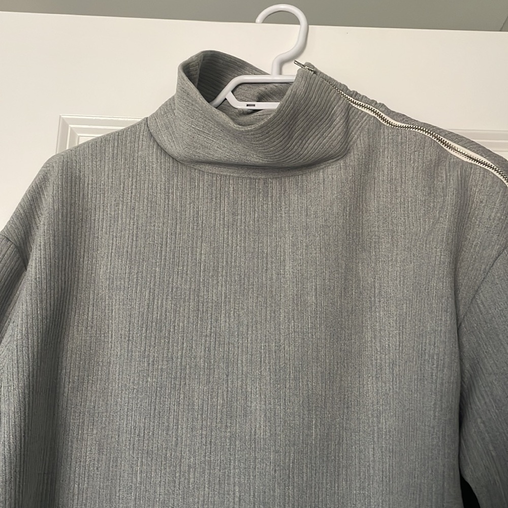 Zara really cool grey crop shirt with attached white button down.  Size medium. - Picture 6 of 10